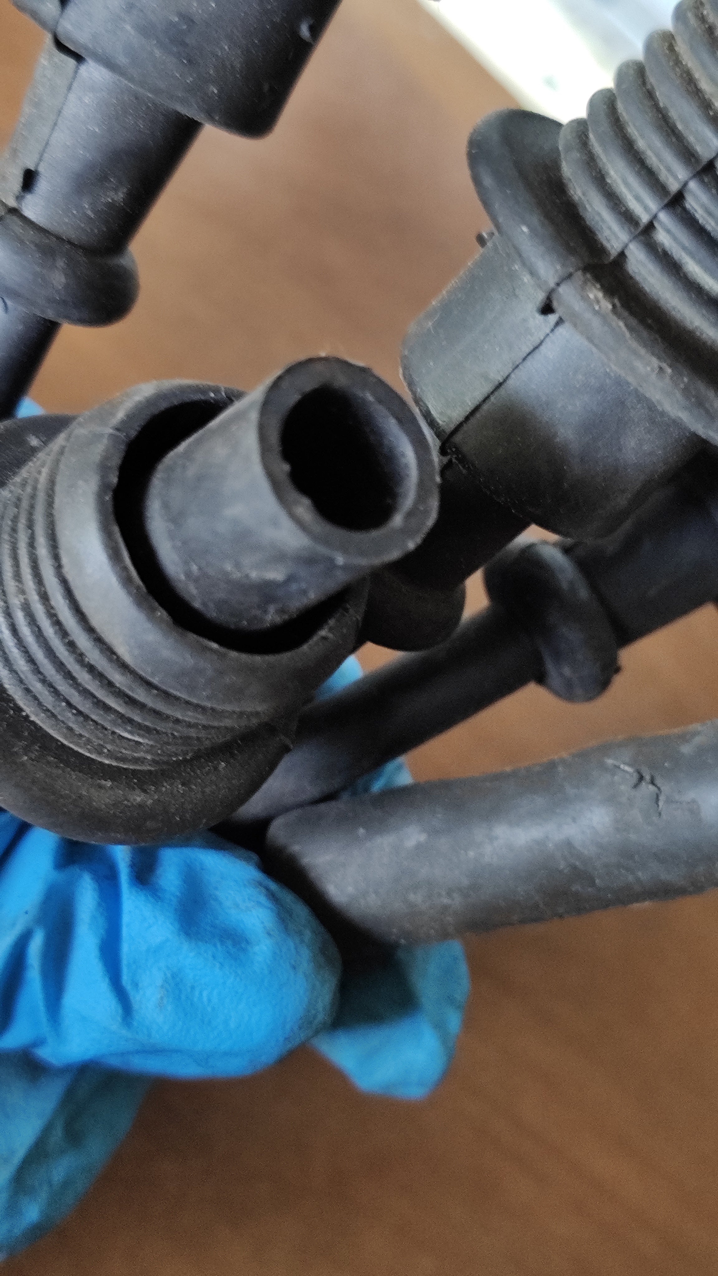 Spinterogeno Peugeot 205 1.6 GTI JGFU4 0237009086 