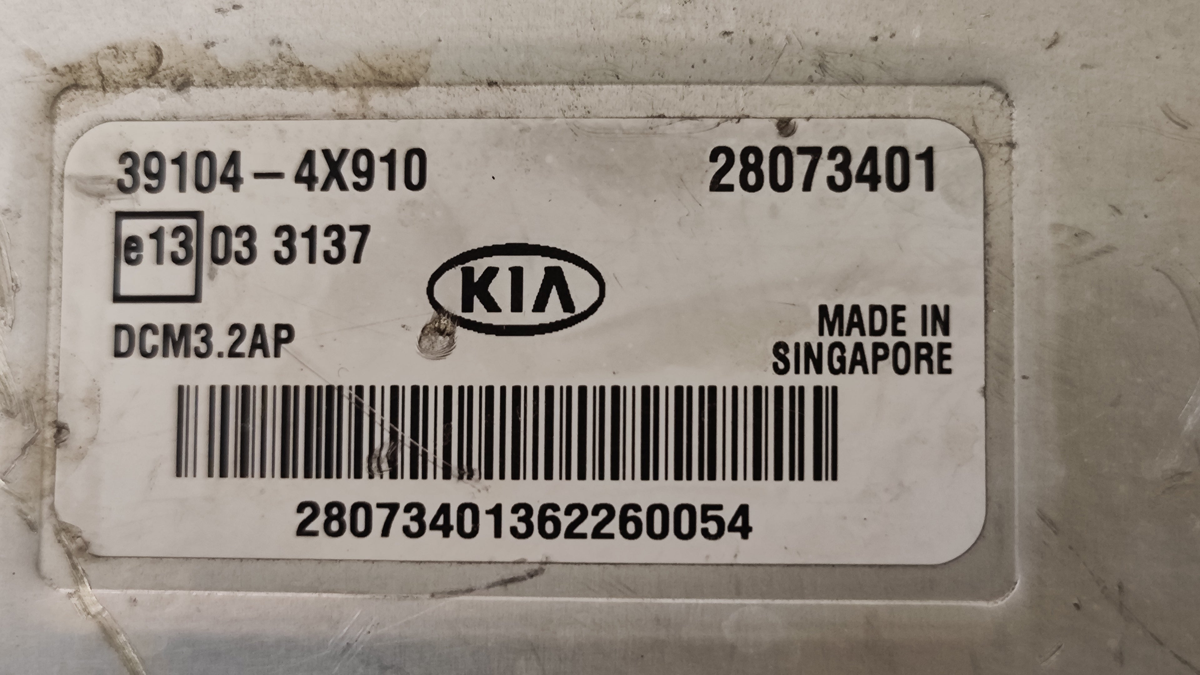 ECU Centralina motore Kia Carnival 258073401 39104-4X910 DCM3.2AP 