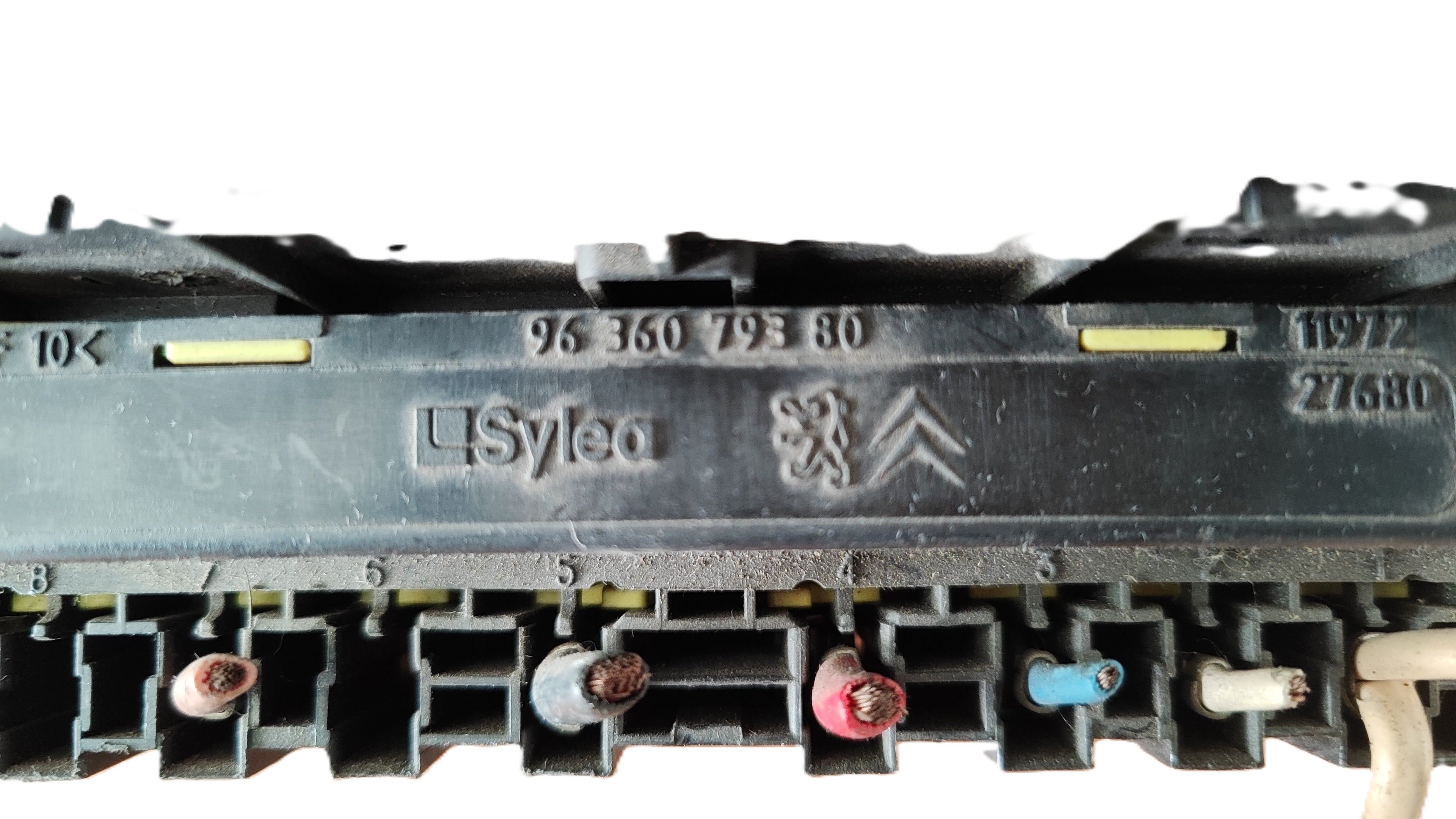 Scatola fusibili BSM B3 Citroen Peugeot 9650664080 