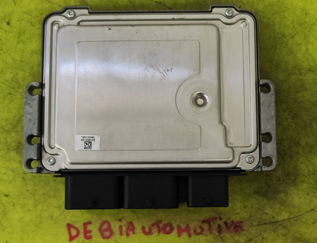 Centralina motore Peugeot 308 1.6B 0261201863 9666235880 MEV17.4