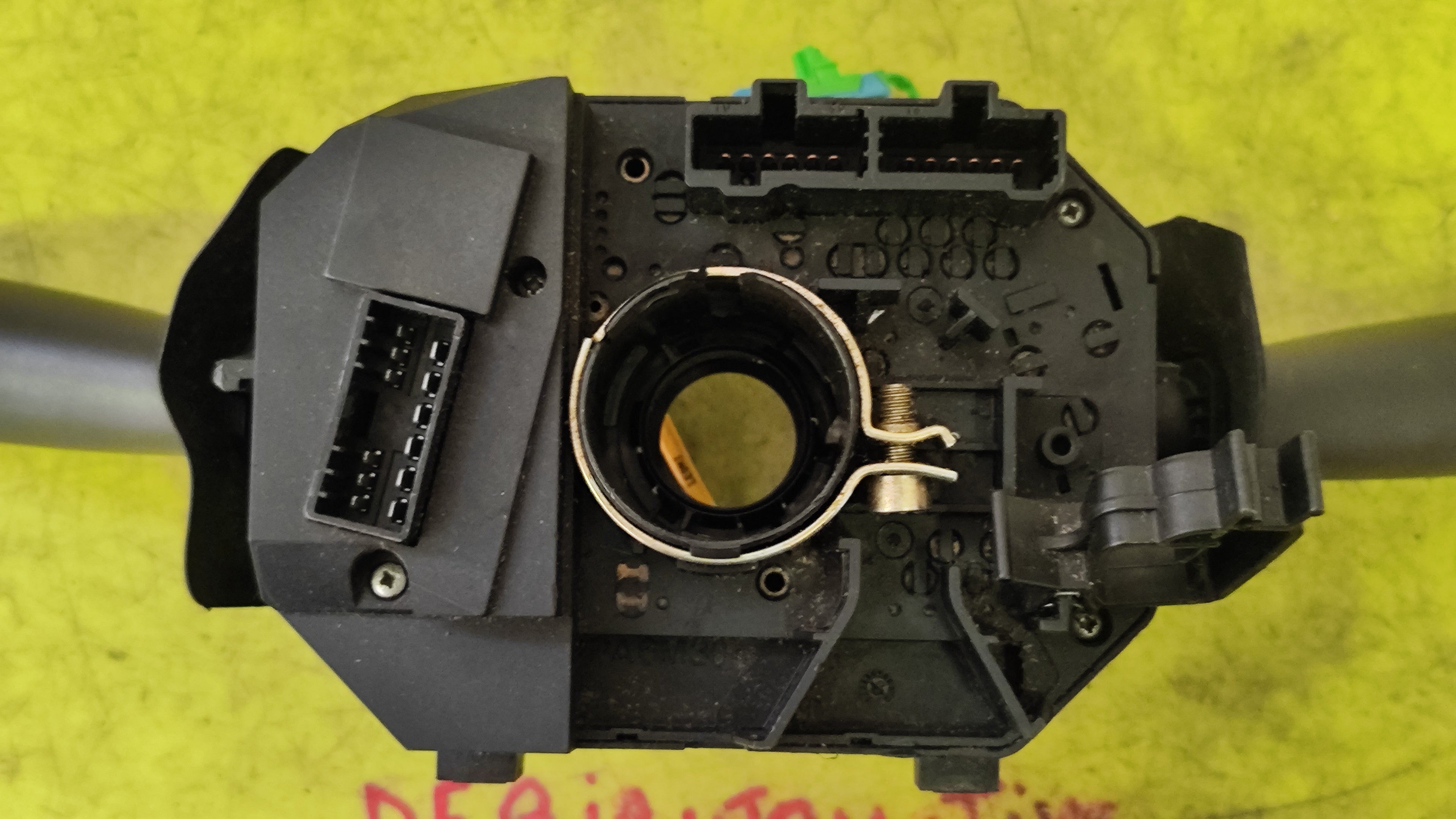 Devio luci con contatto spiralato Fiat Punto 735381039