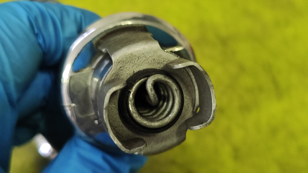 Stella emblema usata cofano motore Mercedes-Benz W202 S202 A2028800086