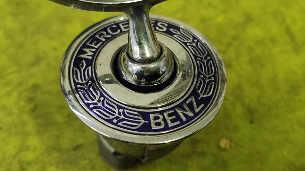 Stella emblema Cofano Anteriore Mercedes-Benz W208 W124 W202 W203 A2108800186 