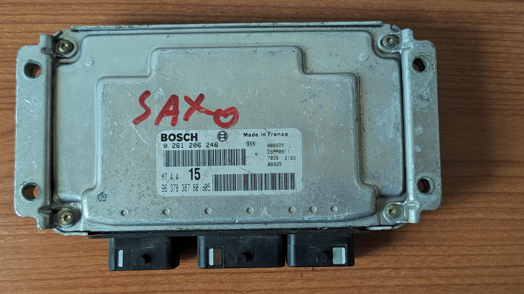Centralina motore Citroen Saxo 1.1B 0261206246 9637838780