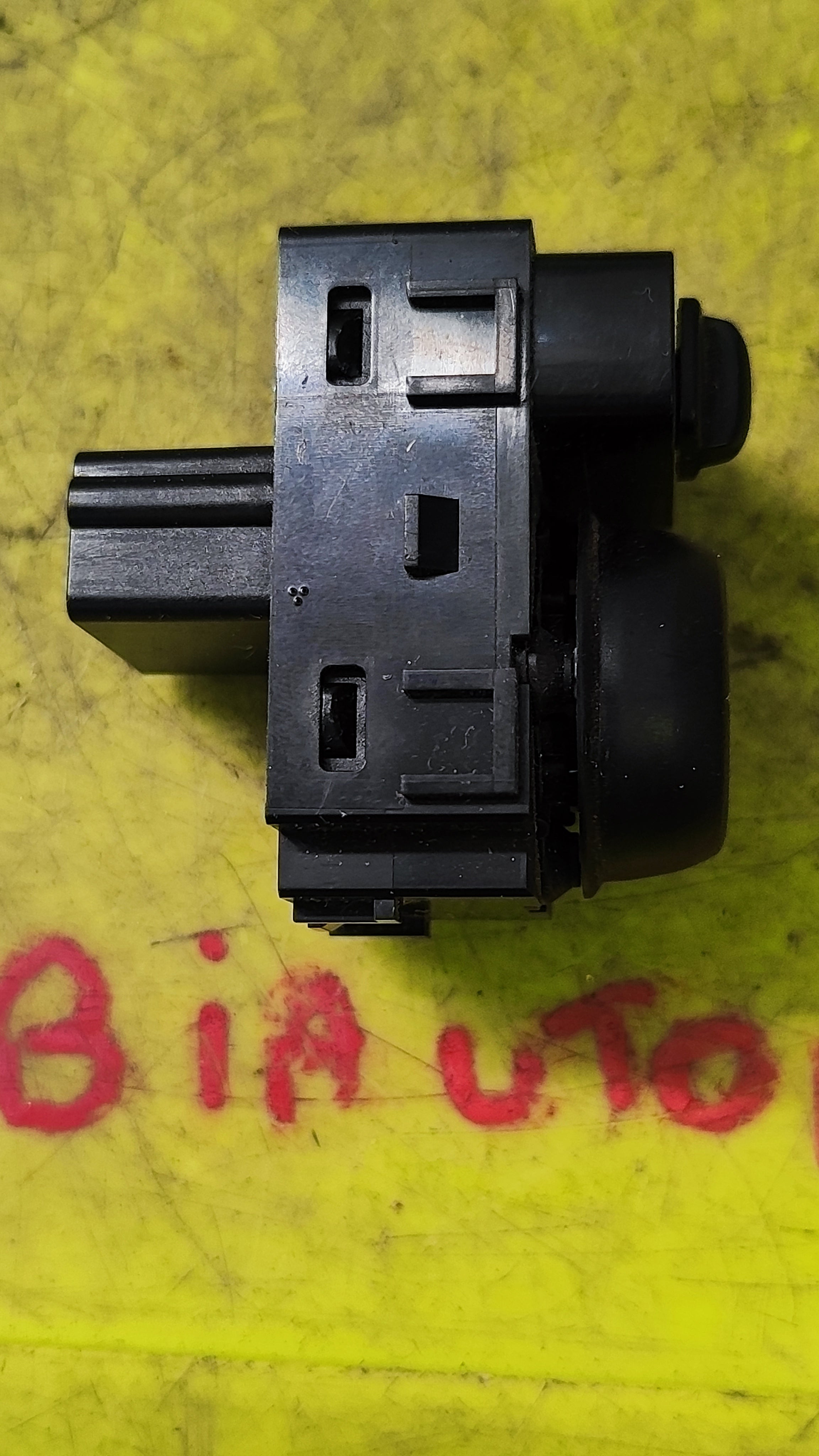 Pulsante regolazione specchietto estero Nissan Micra 25570-5RA0A 