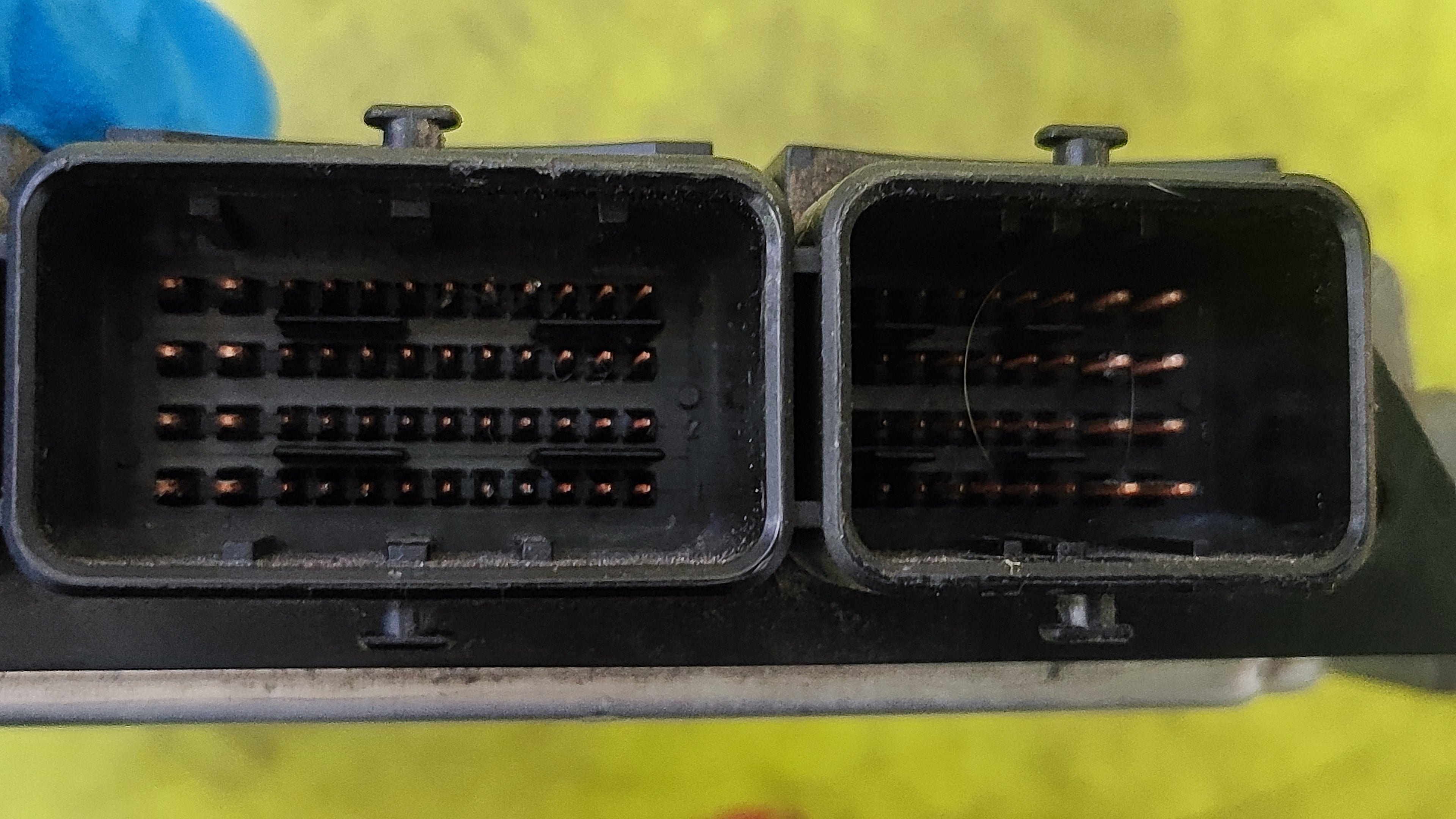 Centralina motore Renault master 2.5 DCI 0281013364 8200635663 