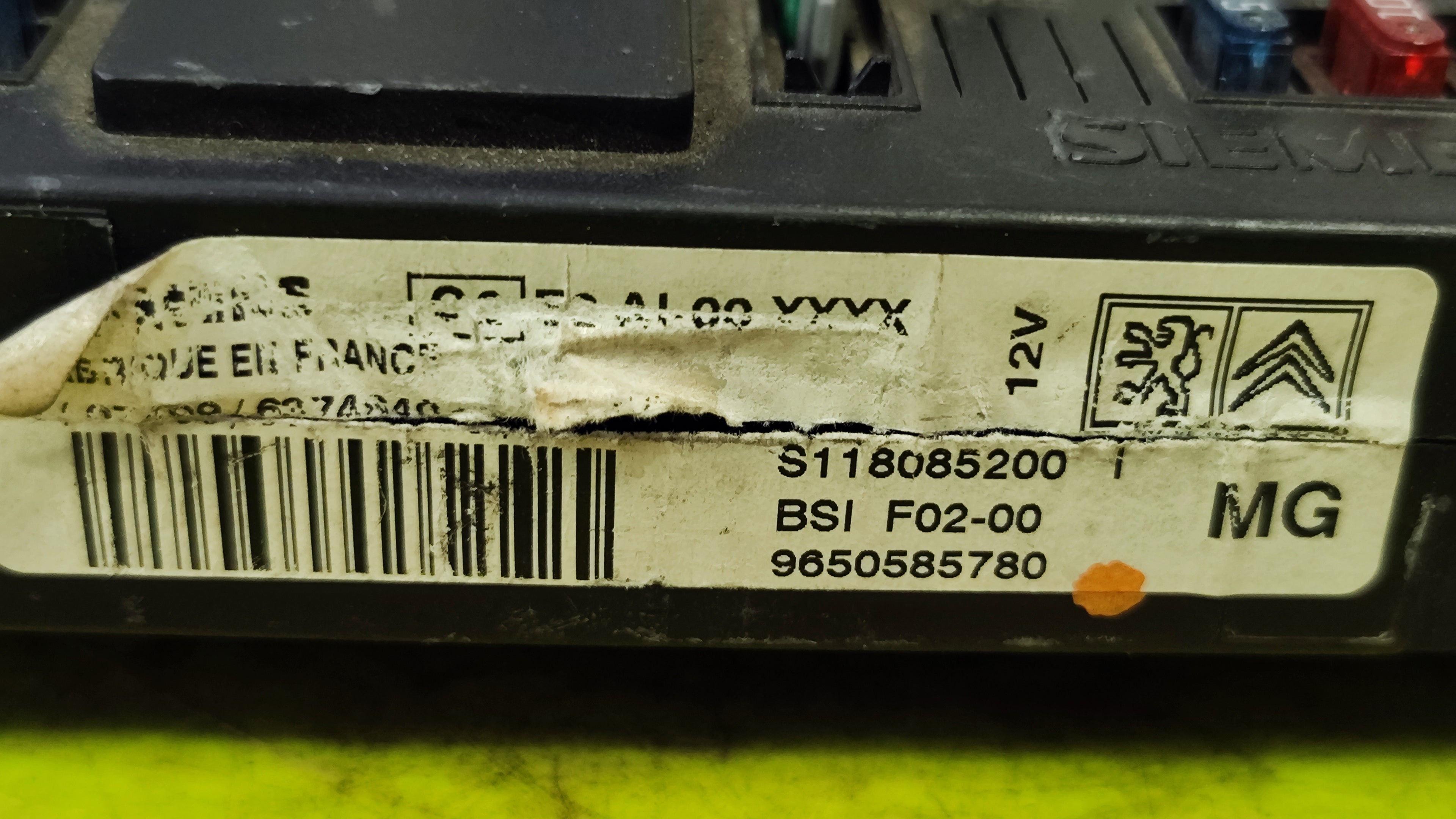 Body computer Citroen C3 9650585780 BSI-F02 