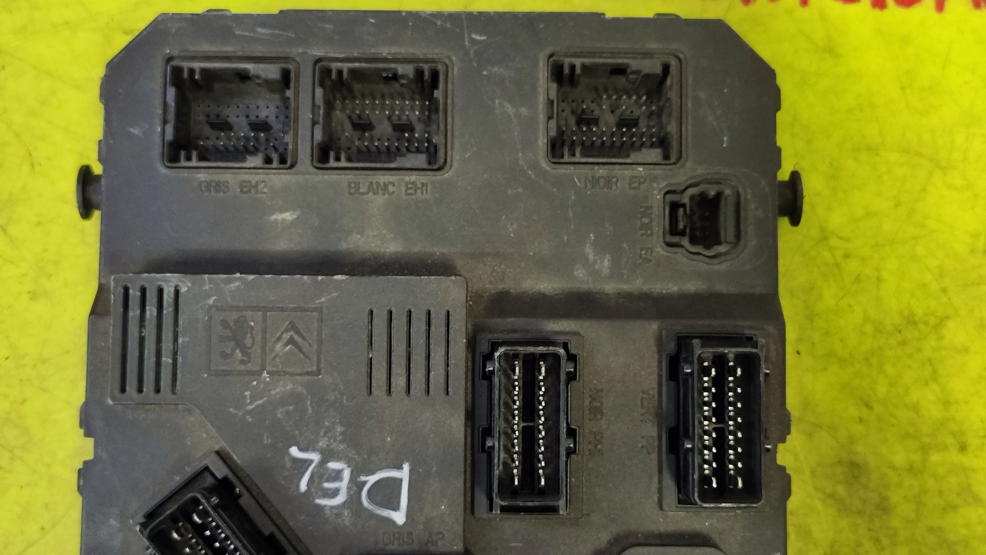 Body computer Citroen C3 9650585780 BSI-F02 