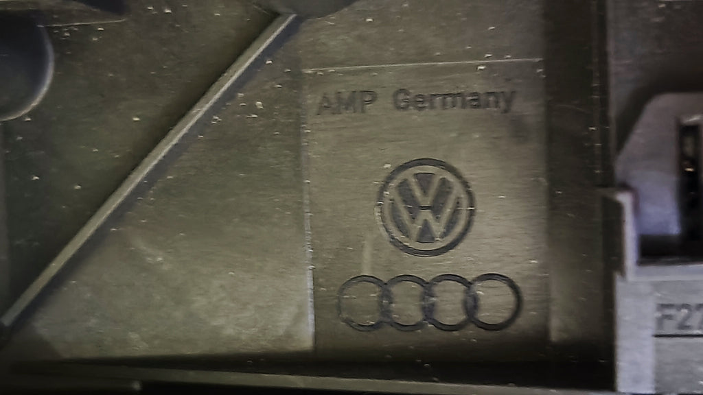 Scatola Fusibili Audi A/S3 VW Golf V 1K0937125A 