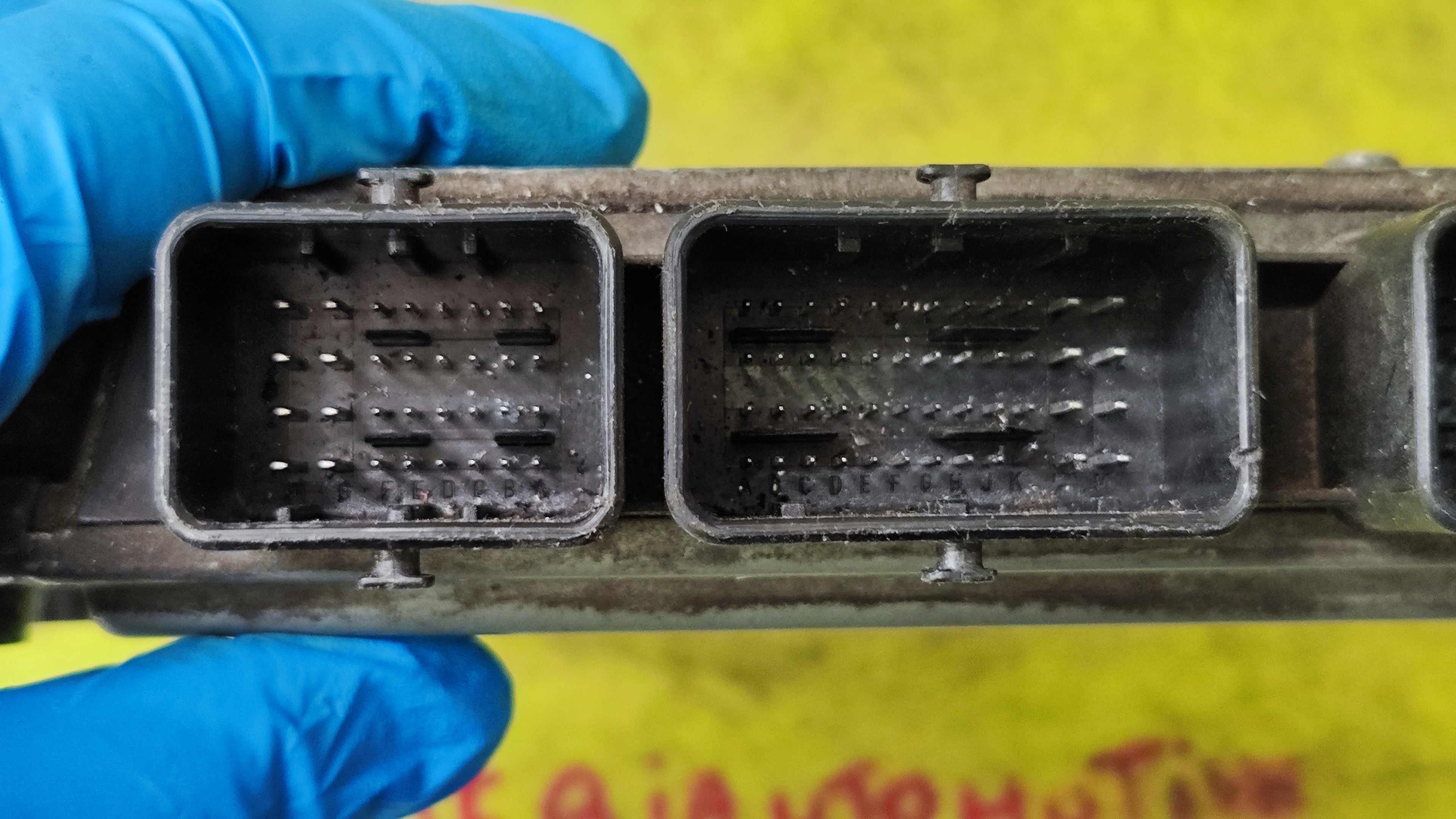 Centralina motore SID805 Citroen C1 Toyota Aygo 9661097080 89661-YV010  