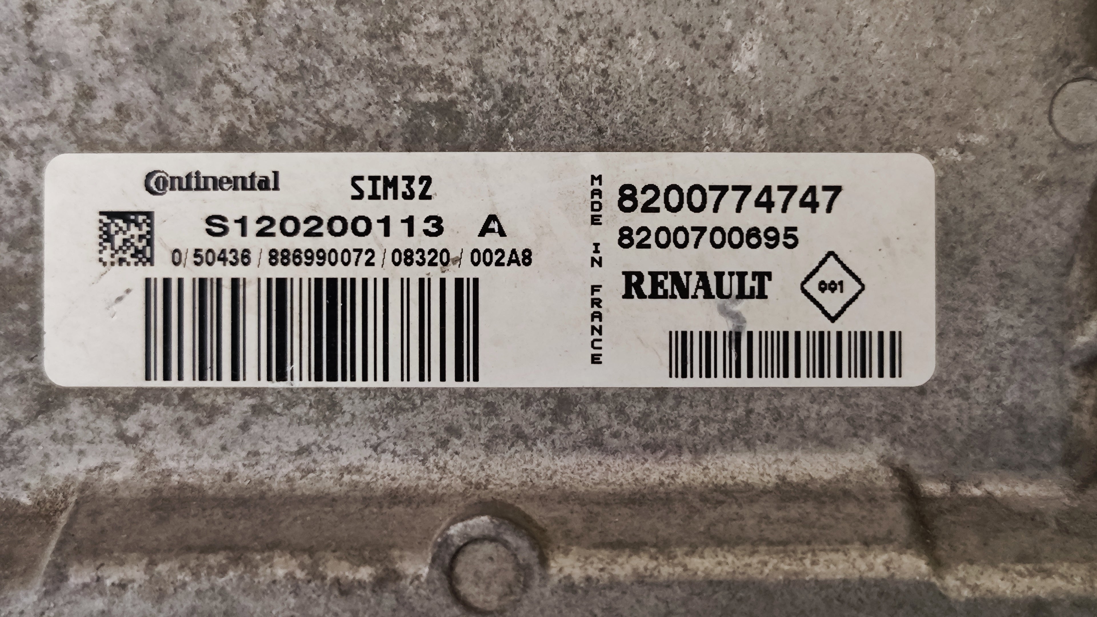 Centralina motore SIM32 Renault S120200113A 8200774747 8200700695