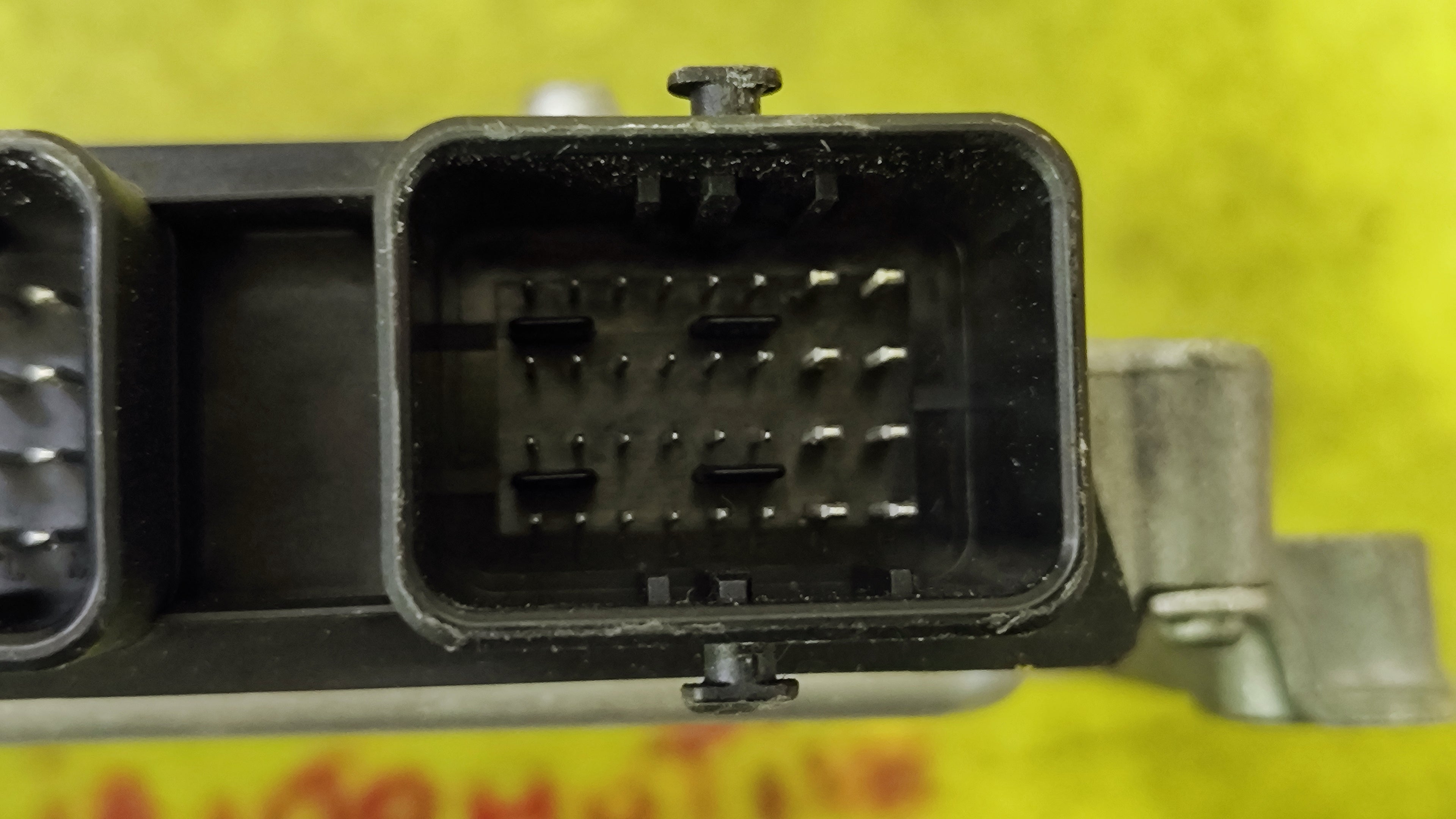 Centralina motore Peugeot 407  DCM 3.4 9663556280 HW9663548180