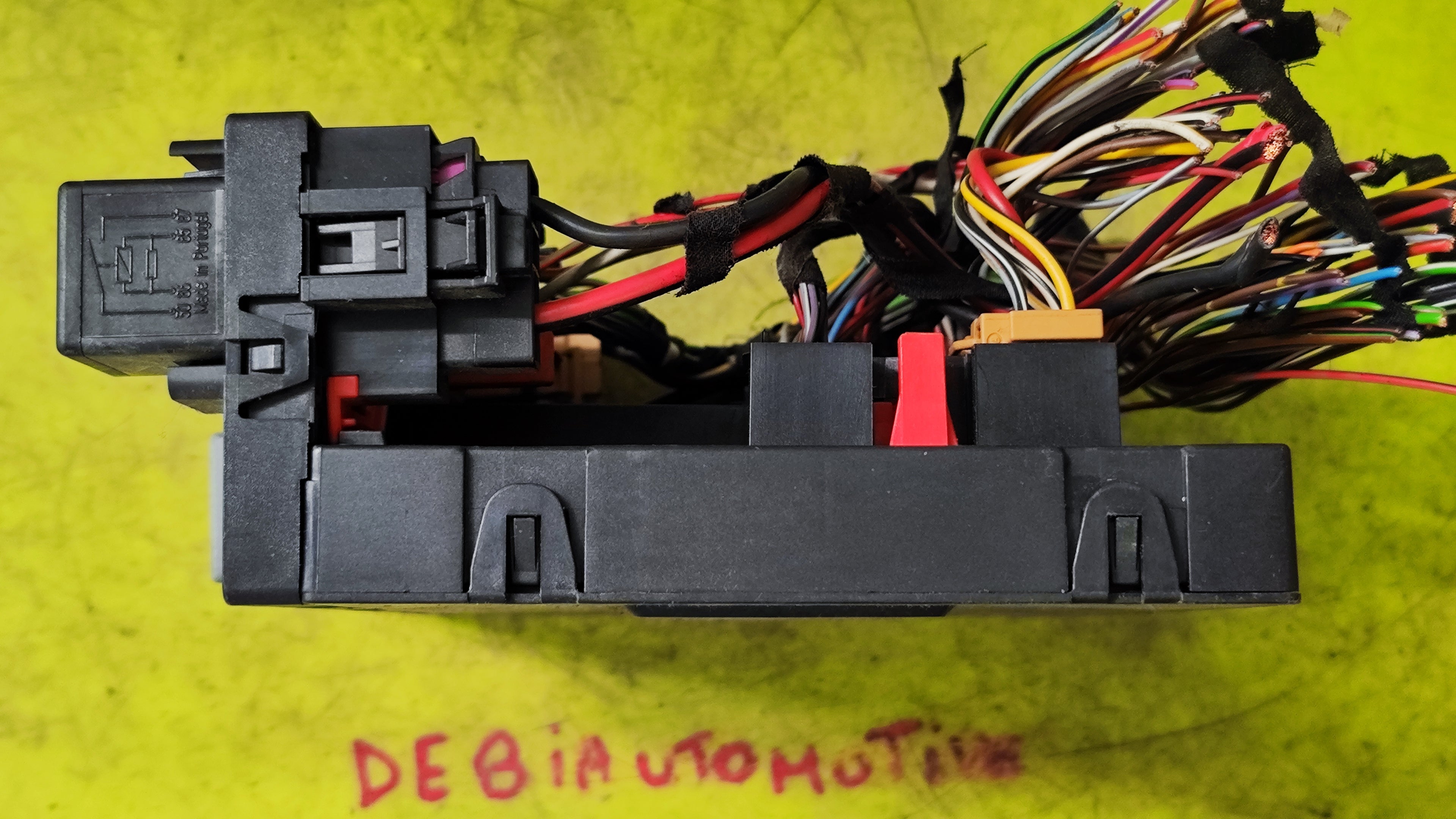 Body Computer Volkswagen Golf 5 Plus Passat 3C0937049AE