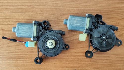Alzavetro anteriore dx e sx Volkswagen Golf 7 5Q0959801B 5Q0959802B 