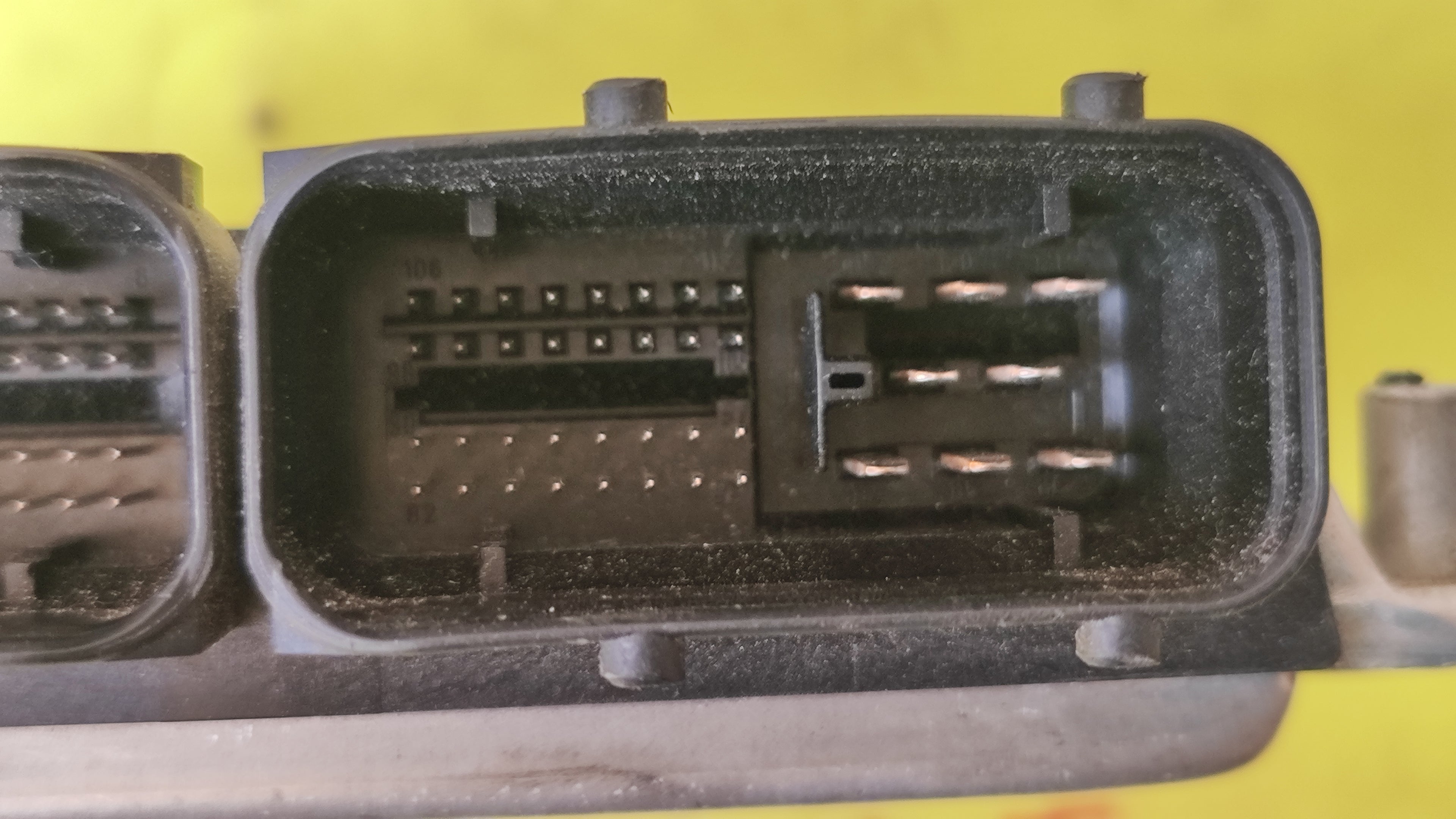 Centralina motore Volkswagen Polo 1.4TDI 0281010865 045906019AP 