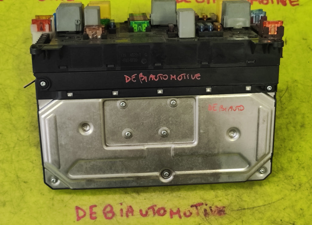 Centralina SAM e fusibileria Mercedes-Benz Vito Viano W639 6395450201 6395450101 