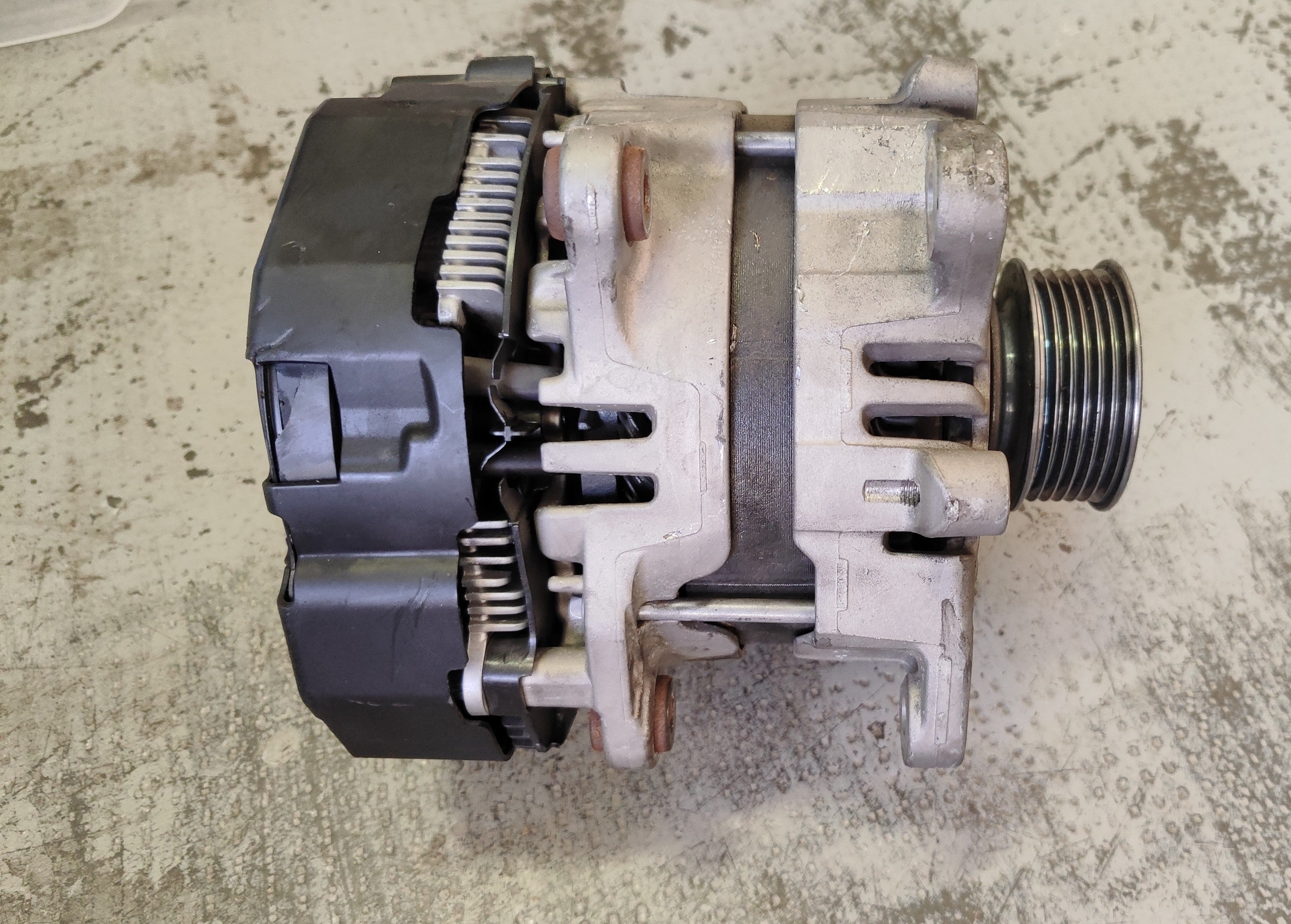 Alternatore Volkswagen Golf VIII Hybrid 05E903018G 2726578 