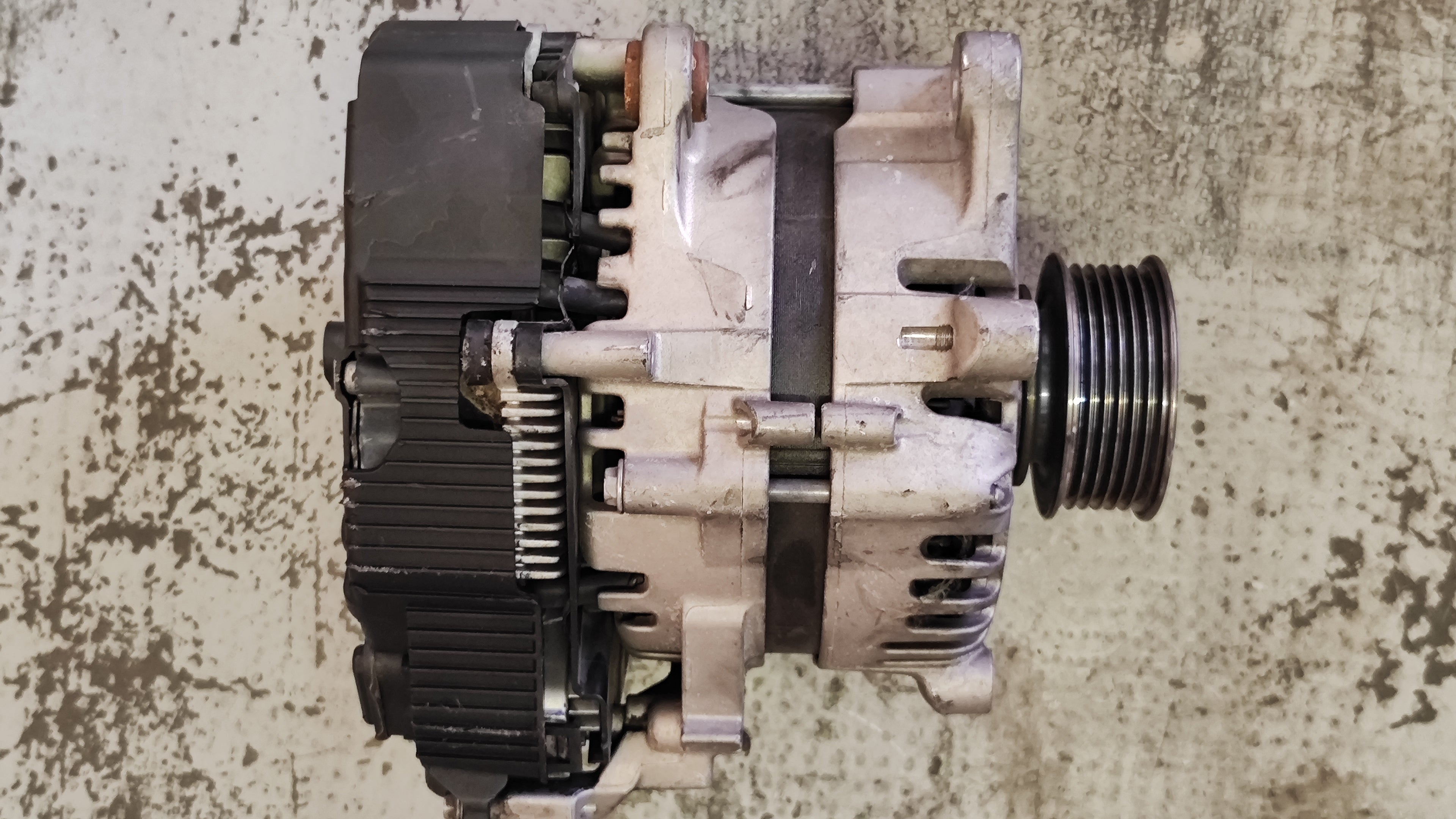 Alternatore Volkswagen Golf VIII Hybrid 05E903018G 2726578 