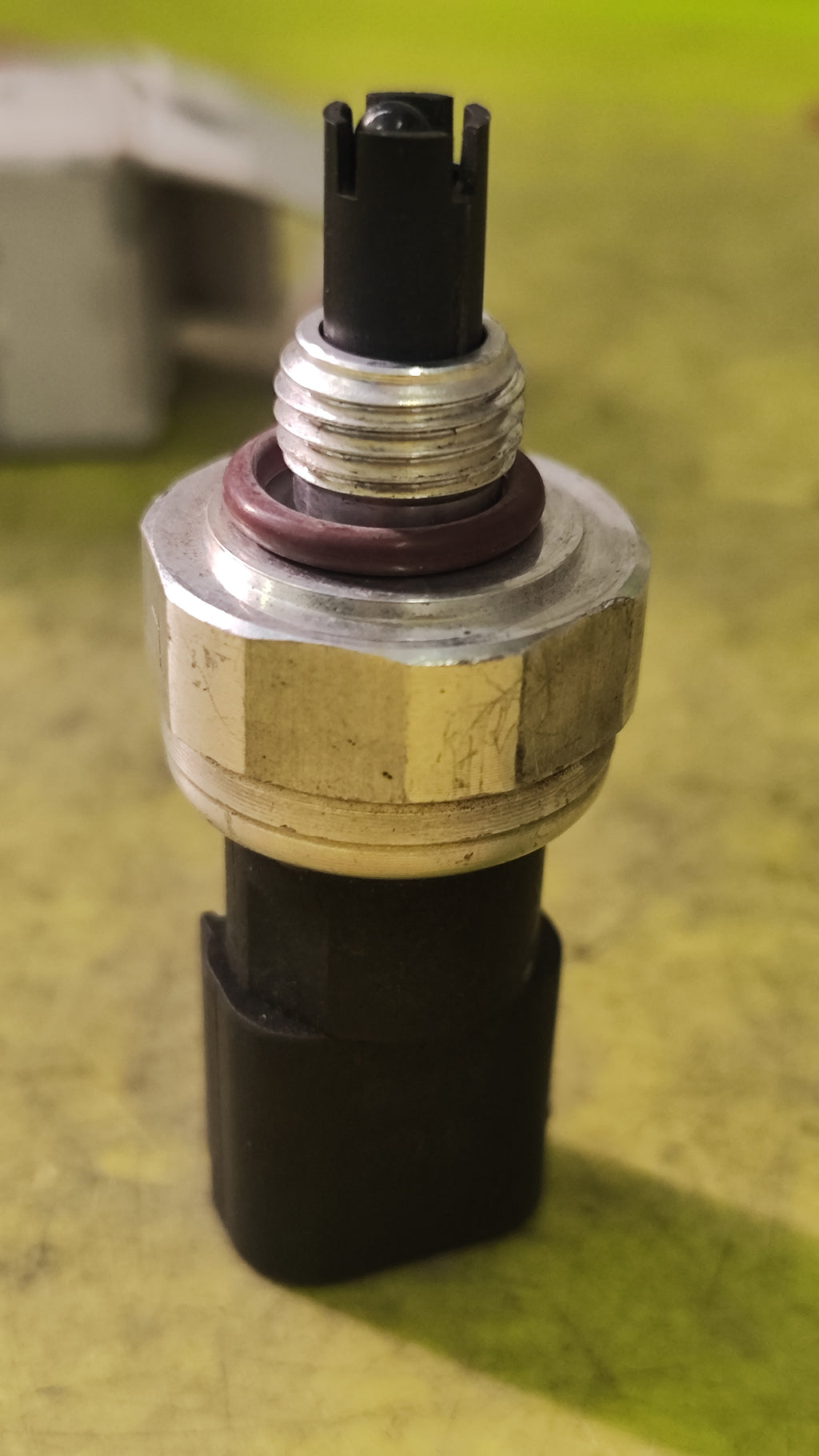 Sensore pressione climatizzatore Mercedes-Benz W163 W199 W203 A2038300472