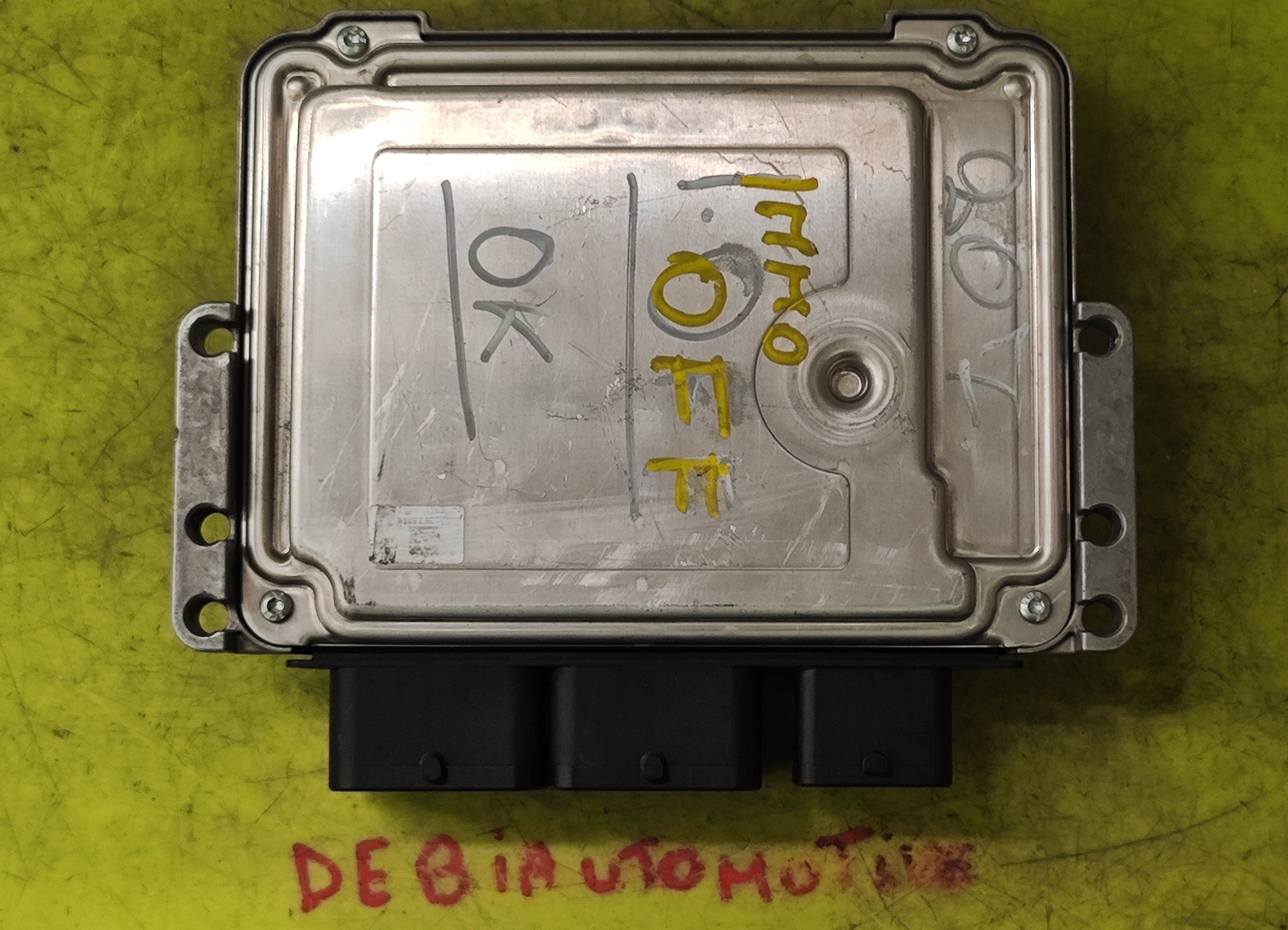 Centralina motore IMMO OFF Peugeot 308 1.6D 0261201863 9666235880 MEV 17.4 