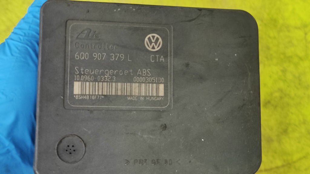Centralina ABS Volkswagen Polo 6Q0907379L 6Q0614117H  