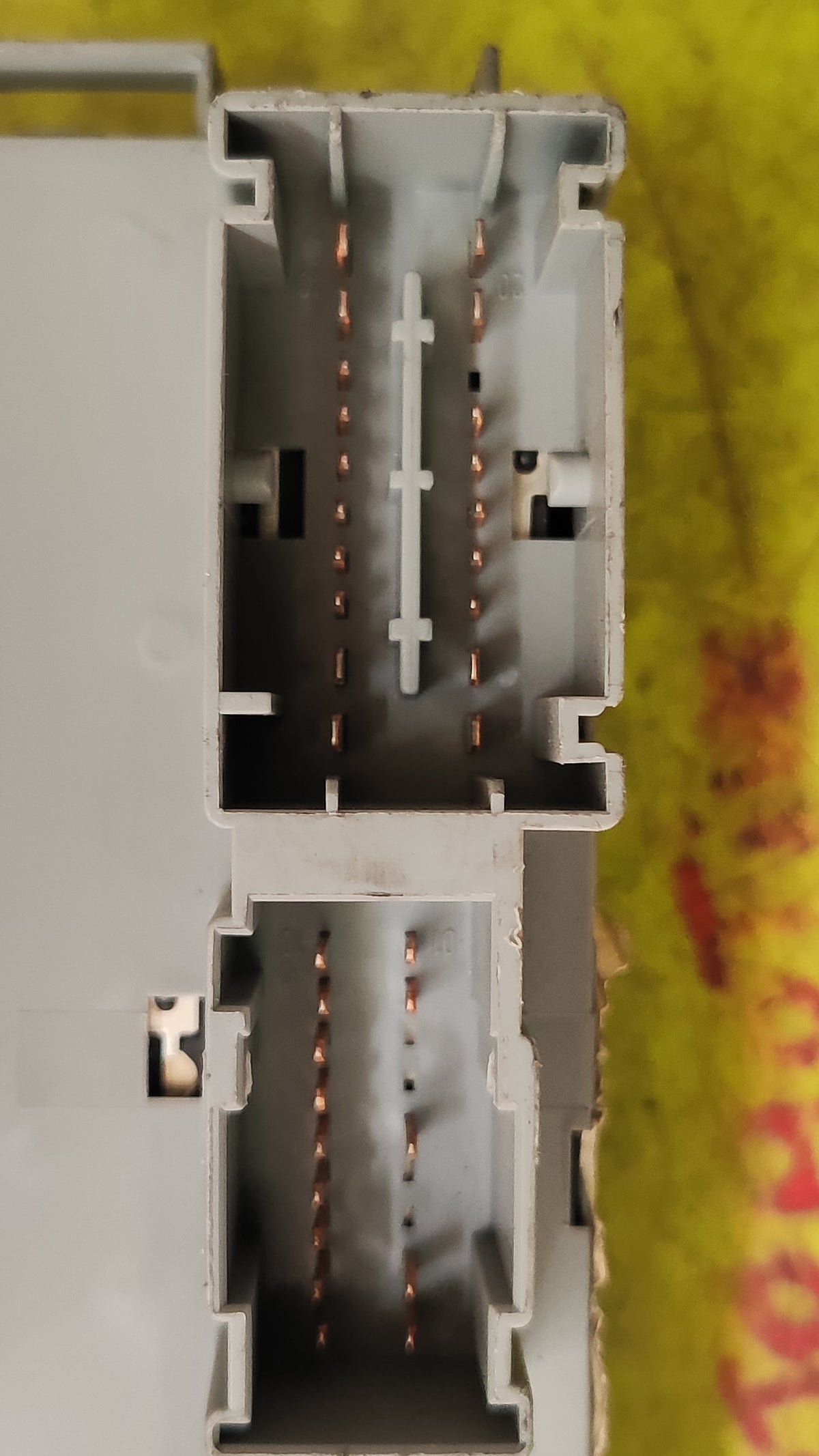 Scatola fusibili e body computer Fiat Idea 51732916 