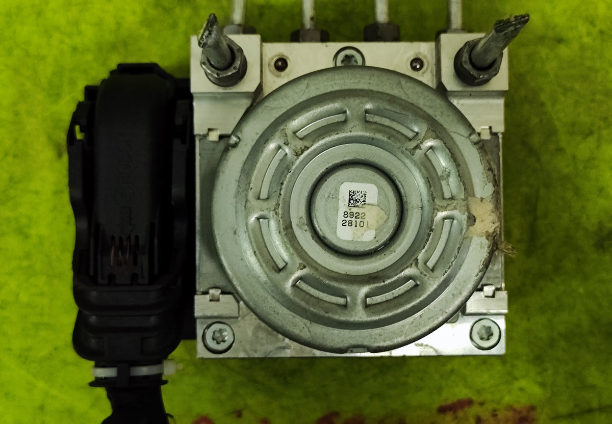Pompa ABS Renault Dacia Sandero Stepway 476604105R 