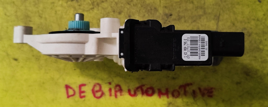 1K0959703K Motorino alzacristallo posteriore sx Volkswagen Golf V - Debiautomotive