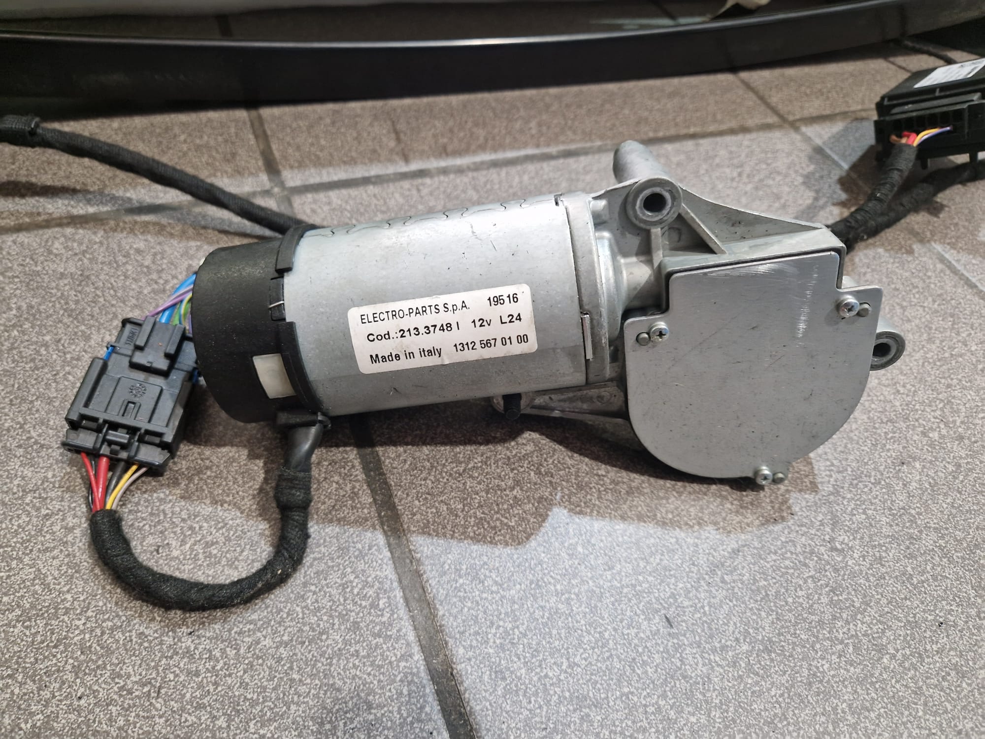 2133748 77367890 Capote elettrica Fiat 500 Abarth cabrio - Debiautomotive