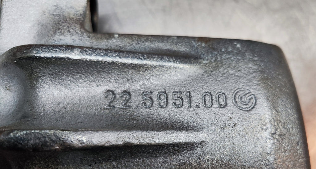 22.5951.00 6M28 Originale pinza freno posteriore Brembo Iveco Daily - Debiautomotive