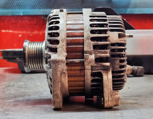 23100JG17A Alternatore Nissan Renault - Debiautomotive