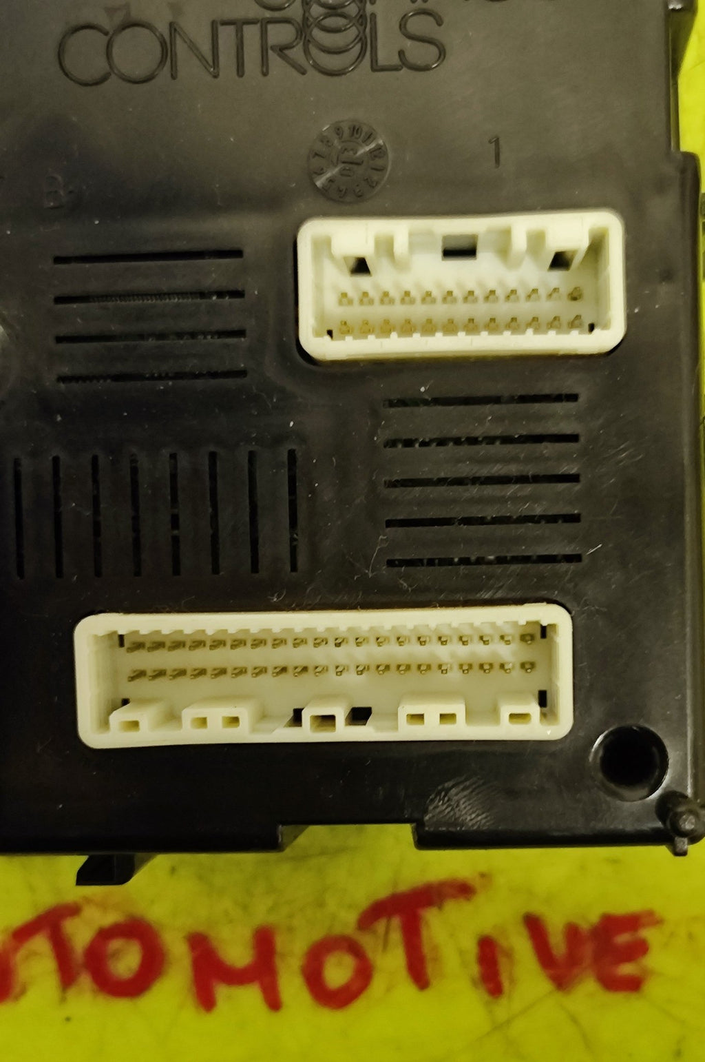 284B2AX620 BCM L2N A V5.03 Centralina body computer Nissan Micra - Debiautomotive