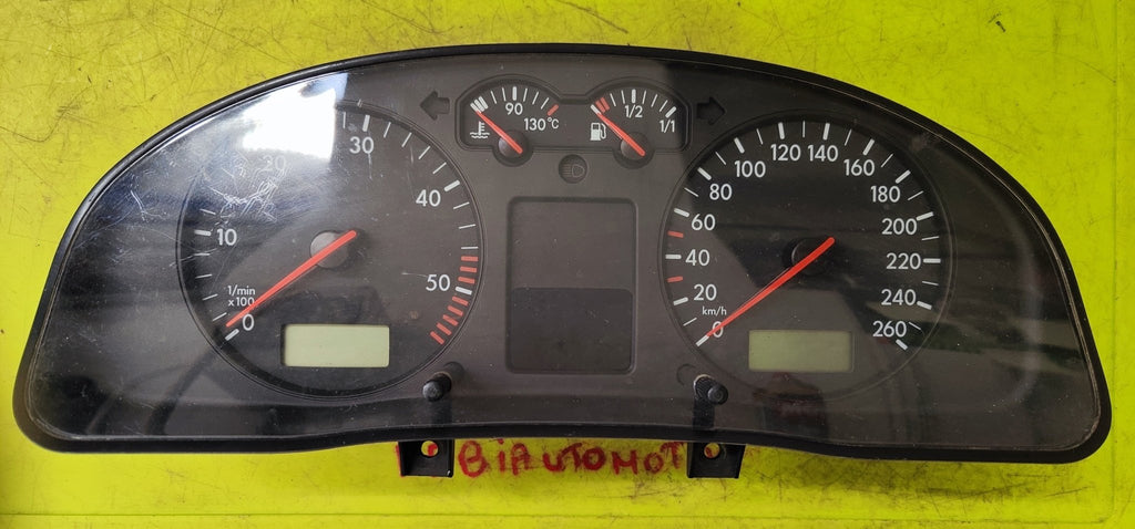3B0920822A Quadro strumenti Volkswagen Passat 1.9 TDI - Debiautomotive