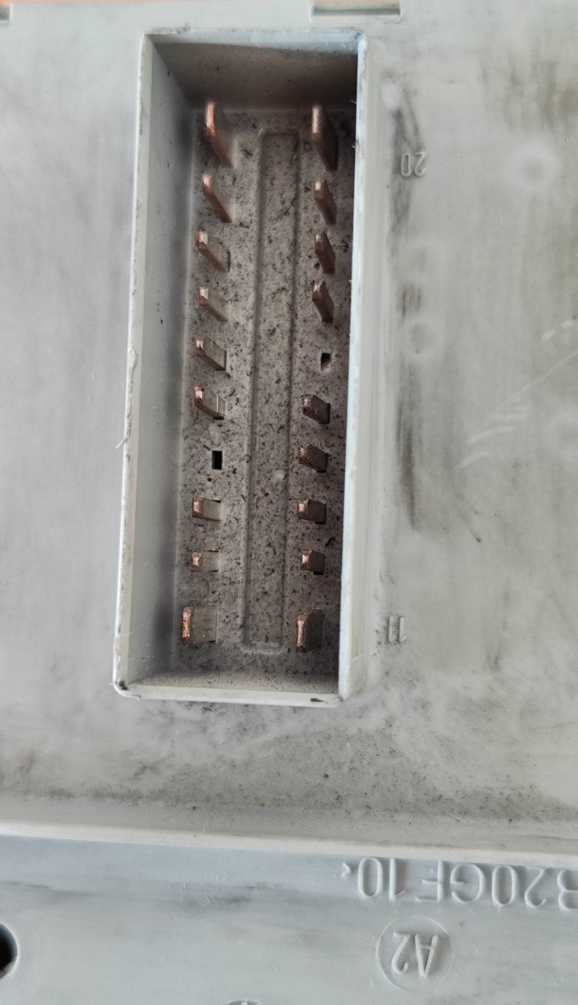 46846745 scatola fusibili relè Fiat Croma 1.9MJT - Debiautomotive