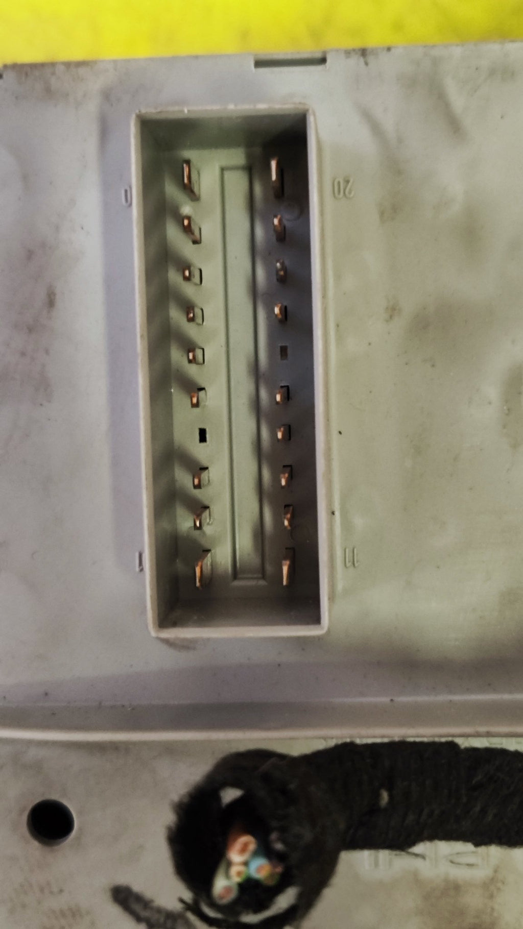 51715561 51733919 Body Computer + fusibiliera Lancia Y - Debiautomotive