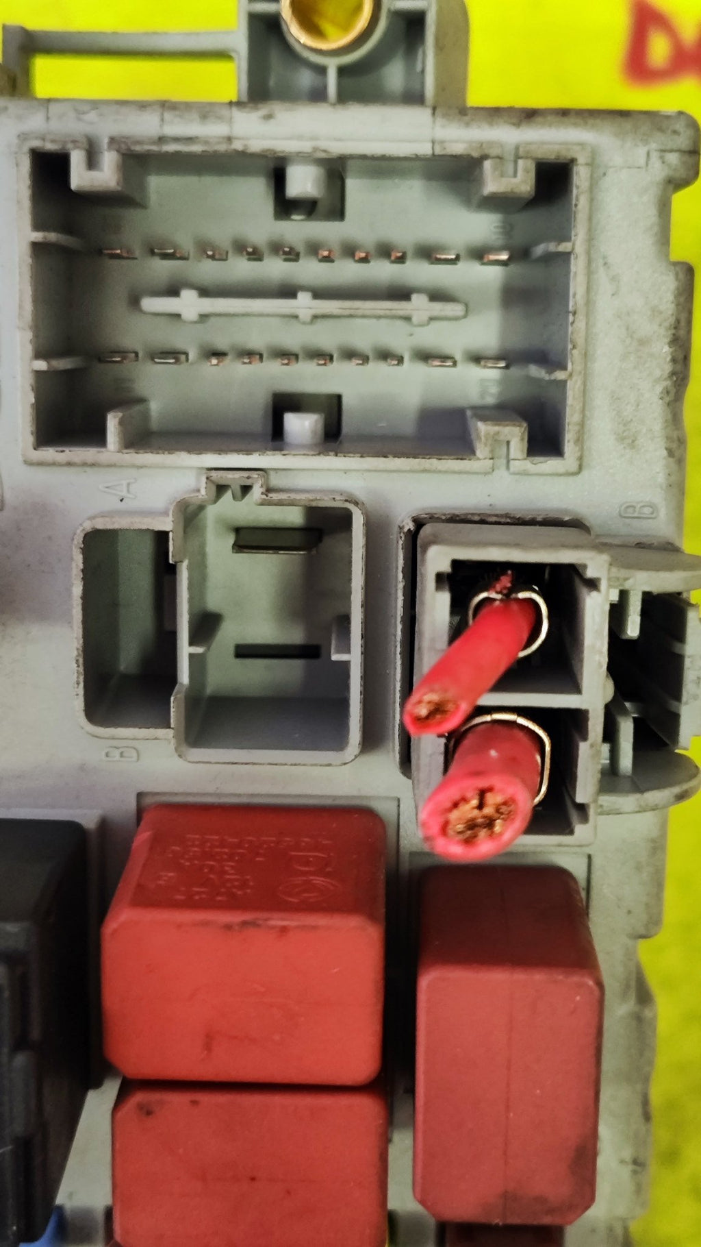 51715561 51733919 Body Computer + fusibiliera Lancia Y - Debiautomotive