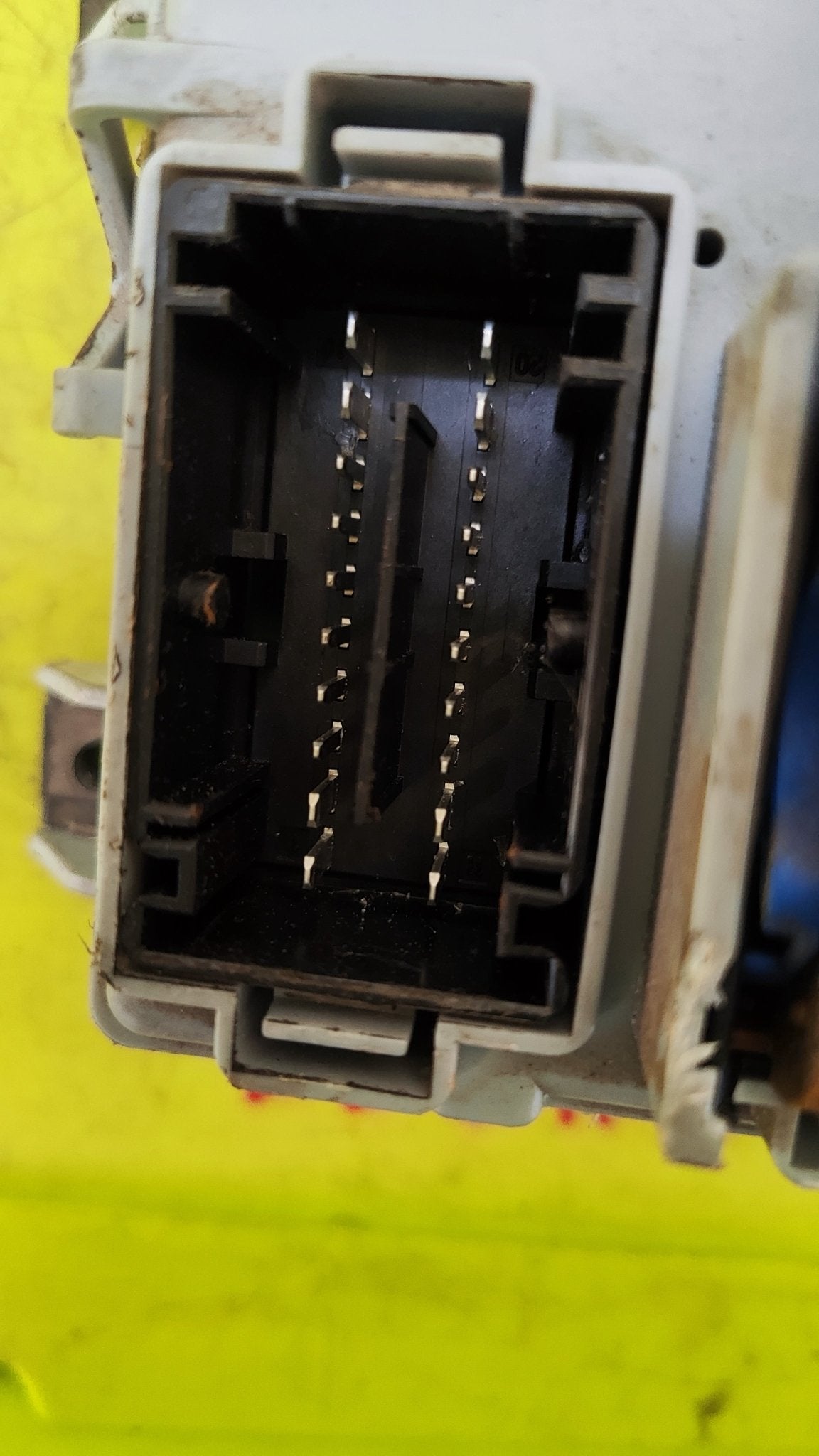 52169260 00521692600 28708482 Centralina Body Computer Panda Hybrid - Debiautomotive