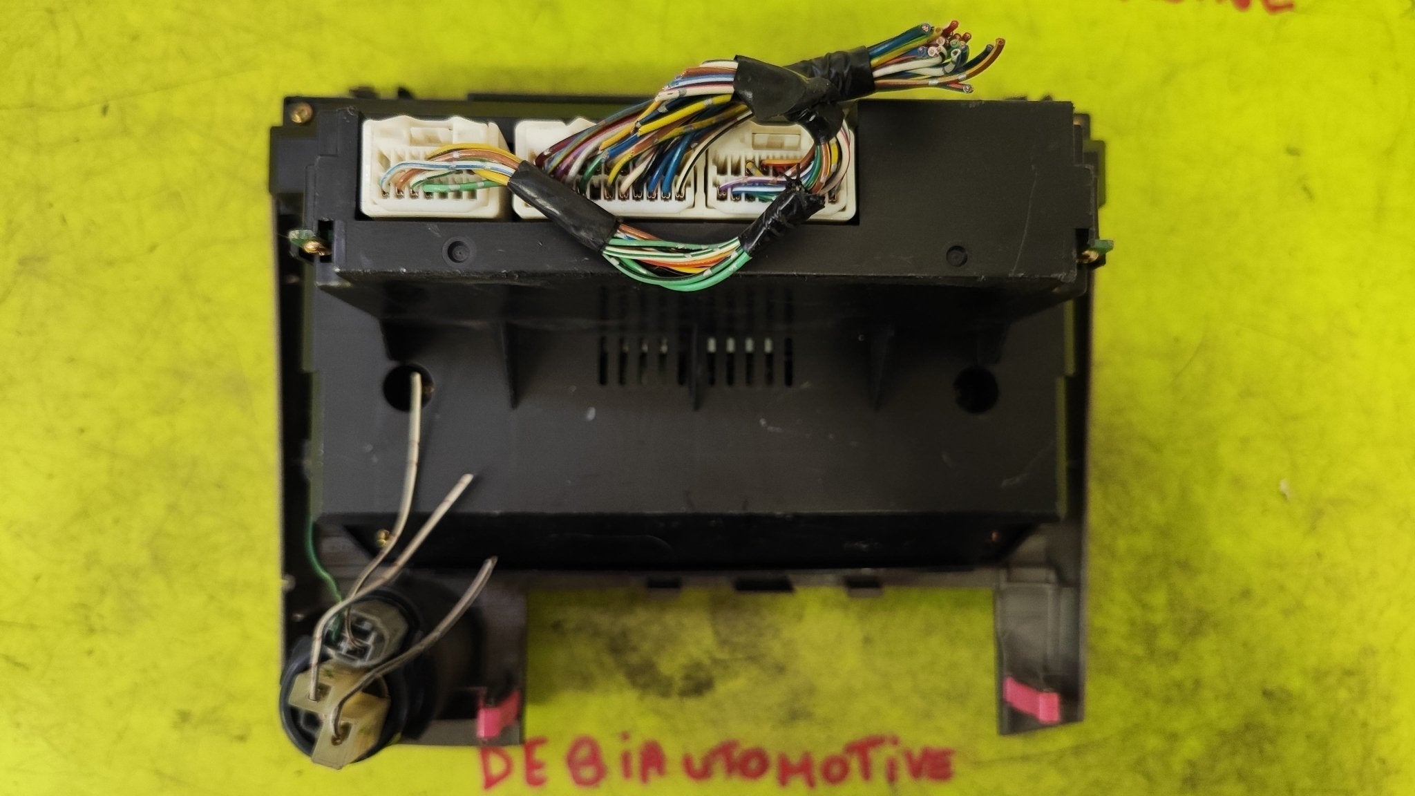 55930 - 13030 Blocco comandi clima digitale Toyota Corolla Verso 02>04 - Debiautomotive