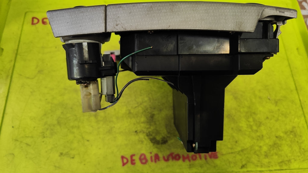 55930 - 13030 Blocco comandi clima digitale Toyota Corolla Verso 02>04 - Debiautomotive