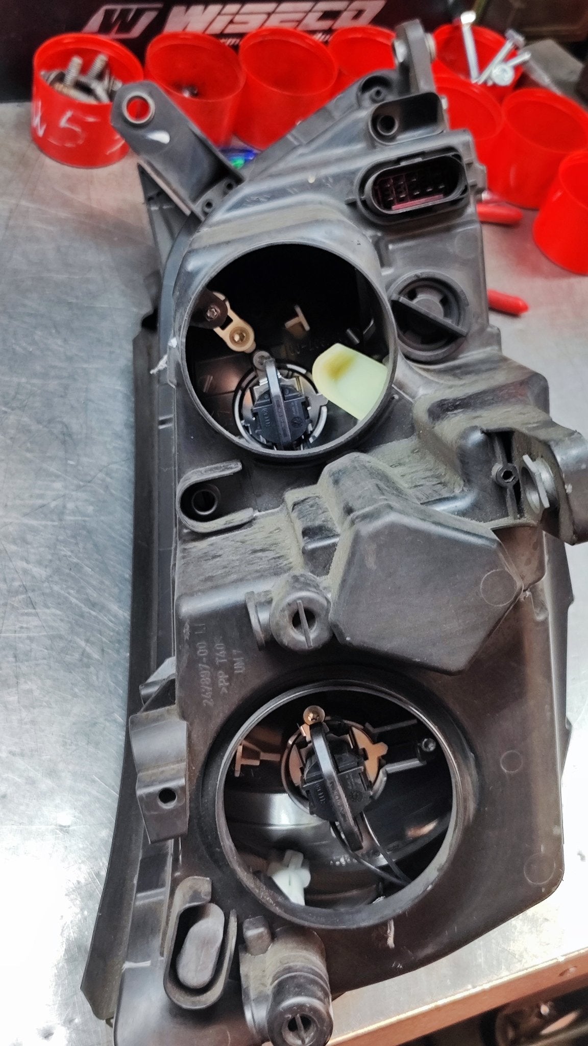 5N1941031R 1ED247038 - 01 Fanale anteriore sinistro WV Tiguan - Debiautomotive