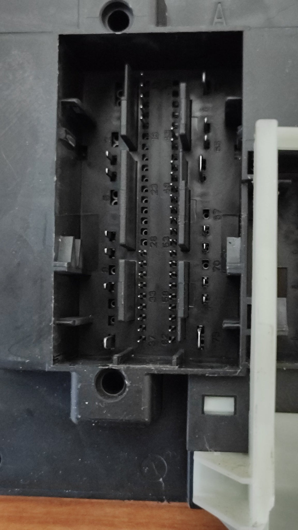 5Q0937084CJ BCMPQ37H Centralina Body Computer Golf 7 - Debiautomotive
