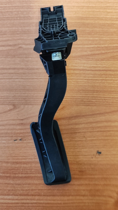5Q1723503H Pedale acceleratore Volkswagen Golf 7 - Debiautomotive