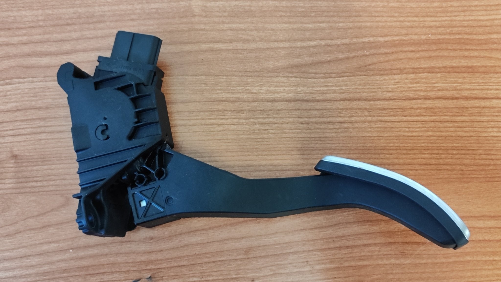 5Q1723503H Pedale acceleratore Volkswagen Golf 7 - Debiautomotive