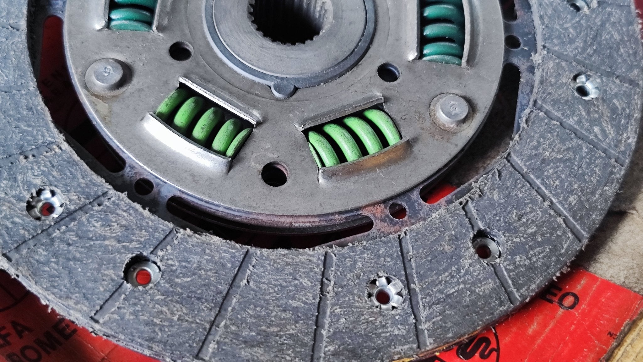 60800529 Disco frizione Alfa Romeo 155 164 GTV V6 - Debiautomotive