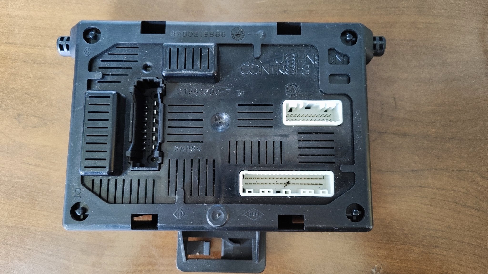 8200497361 Centralina BCM L2R Renault Modus Clio - Debiautomotive