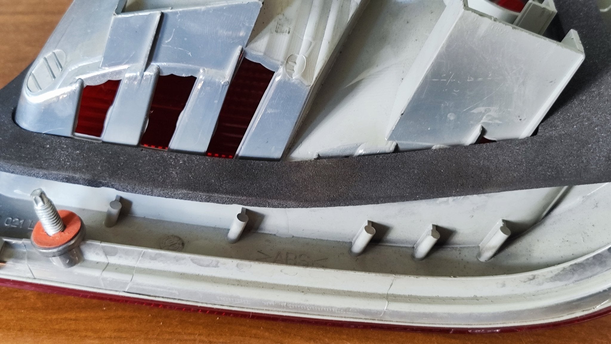 8383821 8364923 8383822 8364924 Coppia di fanali posteriori BMW Serie 3 E46 98>06 - Debiautomotive