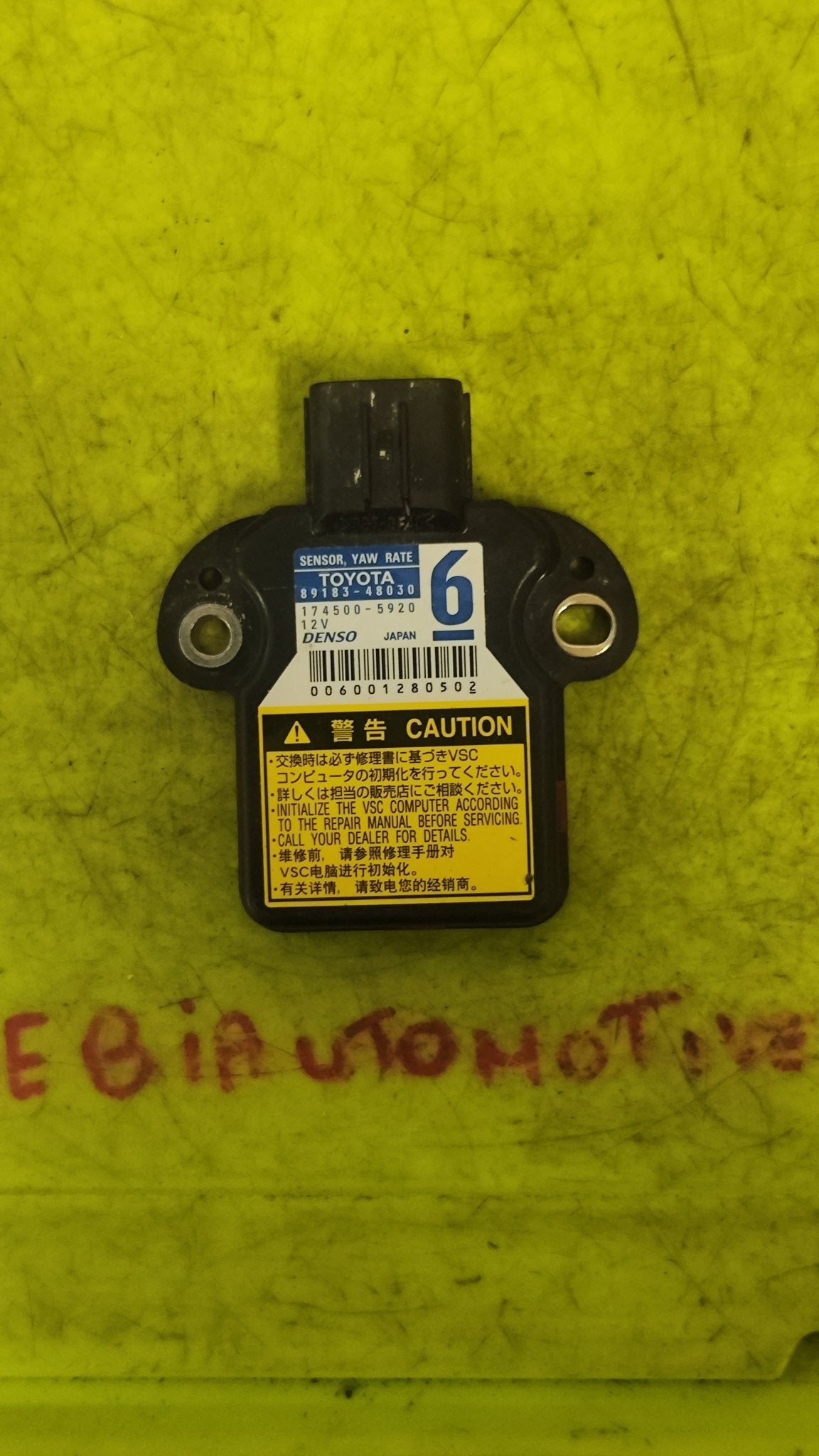 89183 - 48030 Sensore imbardata Toyota IQ 1.0B - Debiautomotive