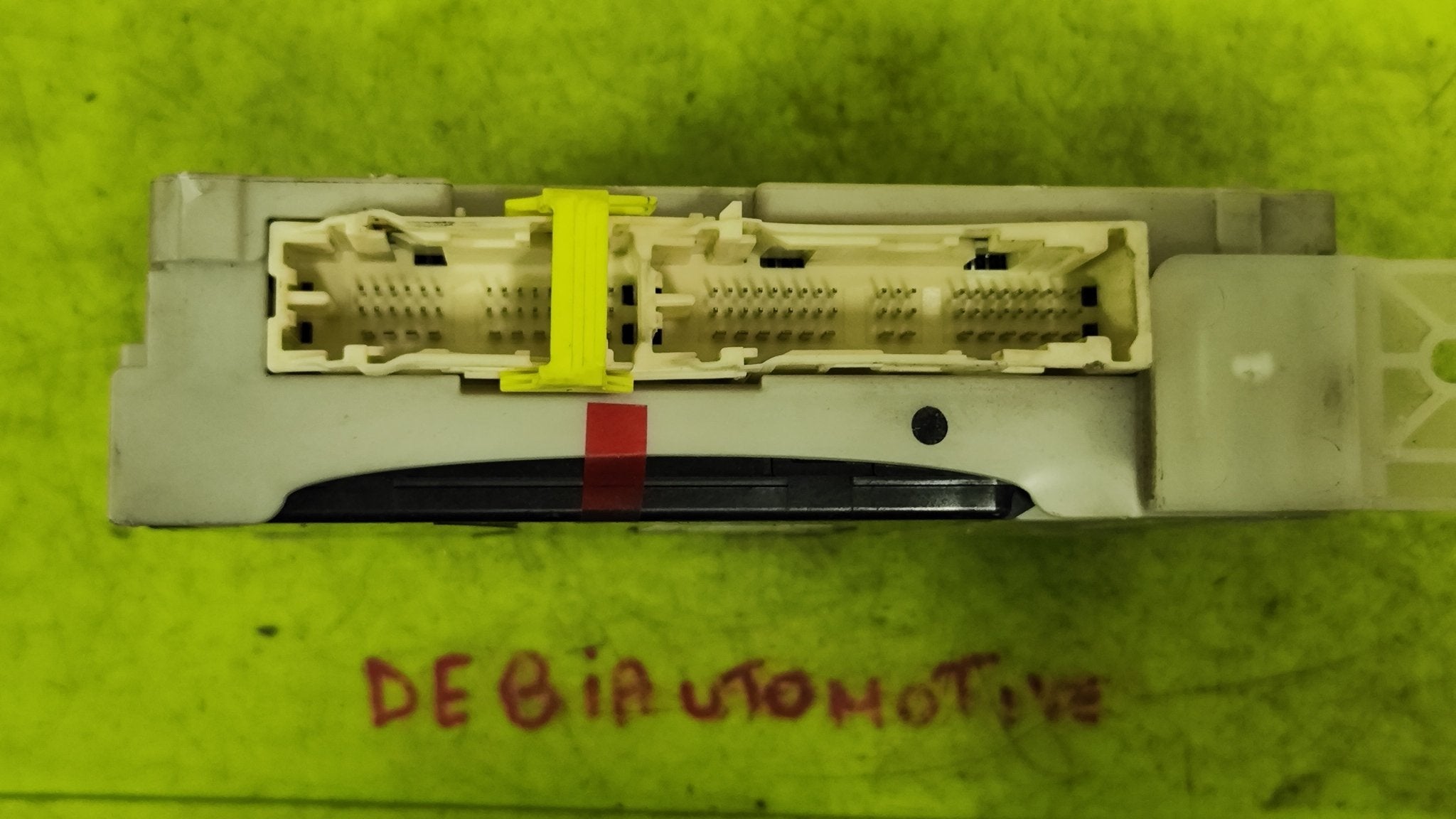 89221 - 74080 Centralina Body Computer Toyota IQ 1.0B 1°serie - Debiautomotive