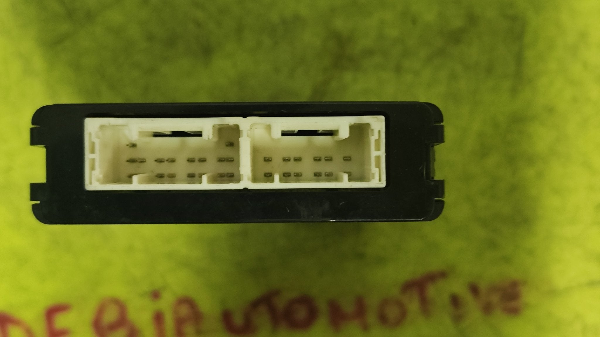89690 - 74010 Centralina modulo di potenza Toyota IQ 1.B 1° serie - Debiautomotive