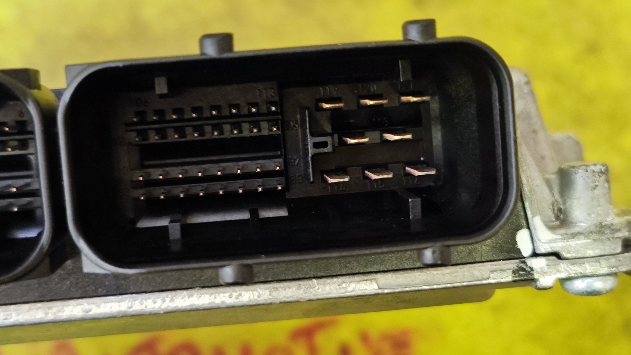 8E0906018AH 5WP40170 Centralina Motore Audi A4 1.6B - Debiautomotive